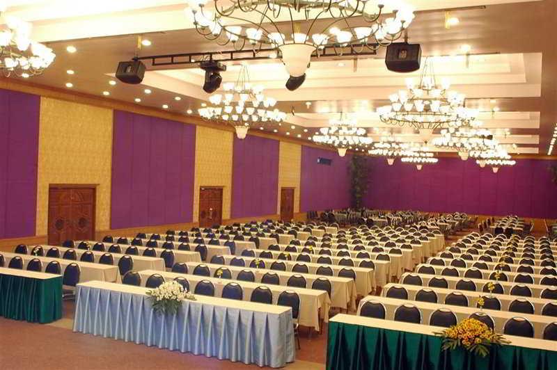 Kosit Hill Hotel Фечабун Екстериор снимка