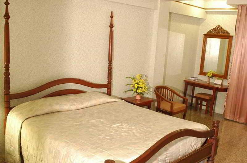 Kosit Hill Hotel Фечабун Екстериор снимка
