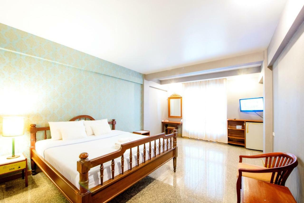 Kosit Hill Hotel Фечабун Екстериор снимка
