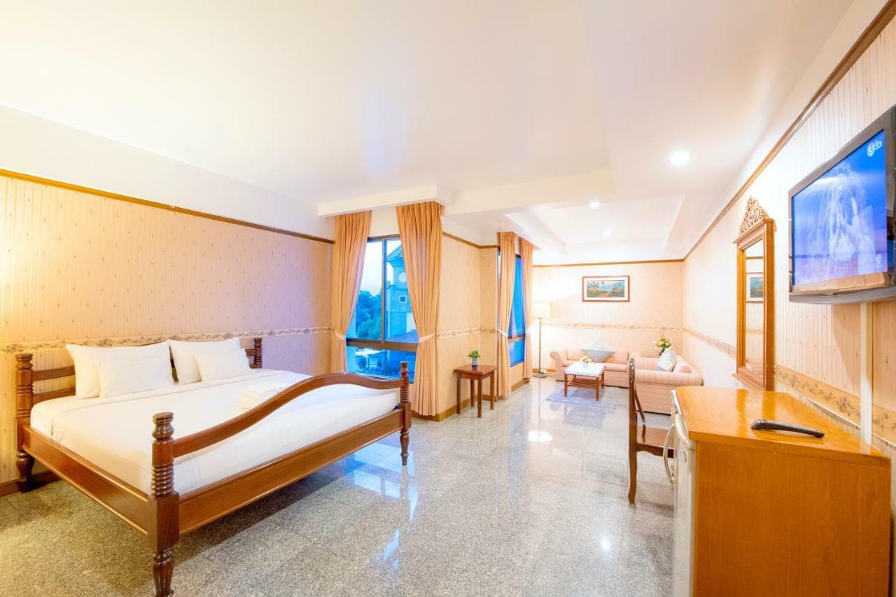 Kosit Hill Hotel Фечабун Екстериор снимка