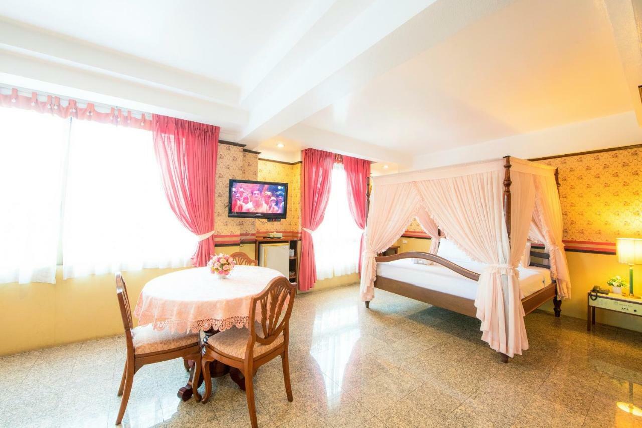 Kosit Hill Hotel Фечабун Екстериор снимка
